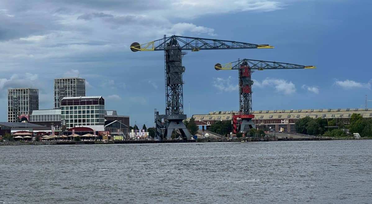Faralda kranen Amsterdam